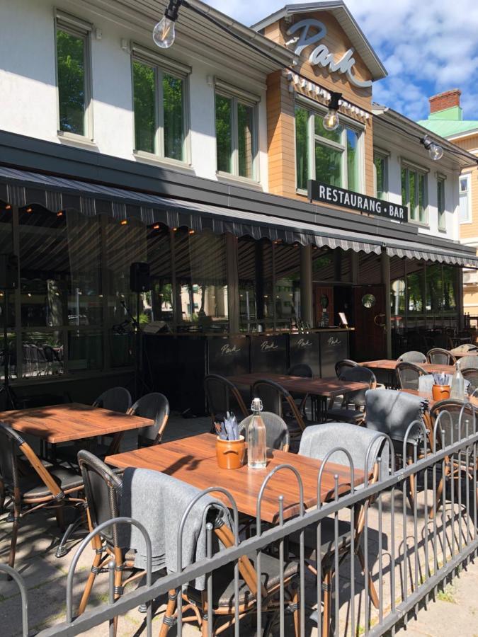 Park Alandia Hotel Мариехамн Екстериор снимка