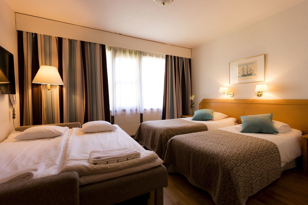 Park Alandia Hotel Мариехамн Екстериор снимка